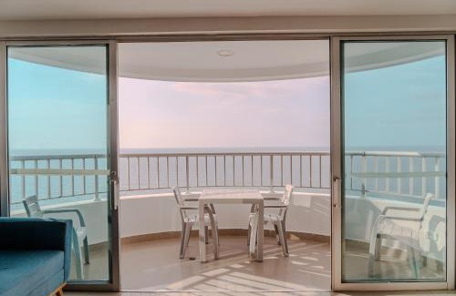 Bocagrande Apartment | Apartments In front of the Beach