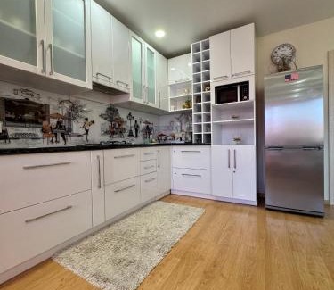 Poltava Apartment | ApartPoltava Затишна 1-КІМНАТНА студія,НОВОБУДОВА в самому ЦЕНТРІ міста, банківський ЧЕК