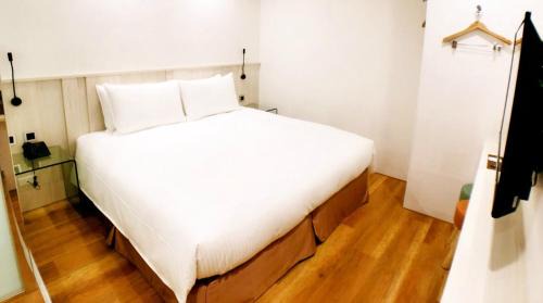 Zhongzheng Hotel | Apause Inn