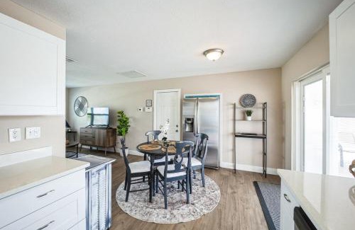 Apollo Beach Villa | Apollo Beach Retreat - 3BR - Pool - Backyard -BBQ