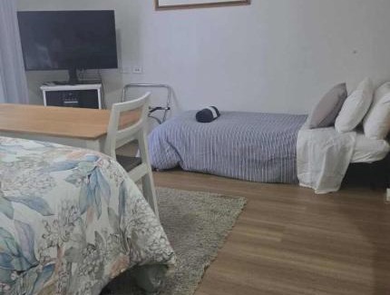 Halls Head Apartment | Apollo Quays Resort Studio apartment with Kitchenette and shared jetty