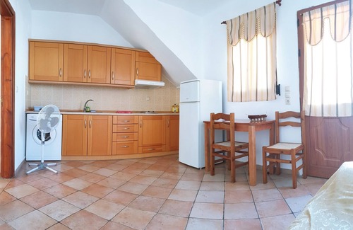 Tilos House | Apollo Studios