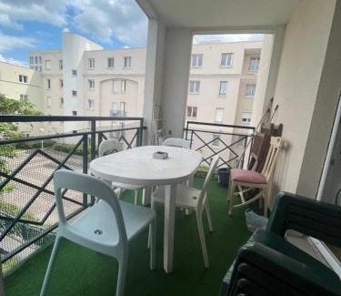 Champs-sur-Marne Apartment | Appart 2 ch près RER Champs sur Marne - Disneyland et Paris