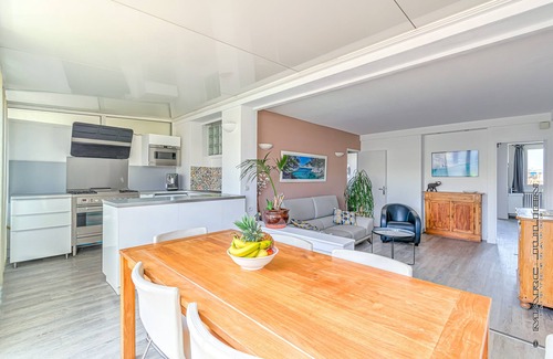 Le Pharo Apartment | Appart de Charme77M2 Box, Catalans Pharo, natural sand beach, old port, bus at50M