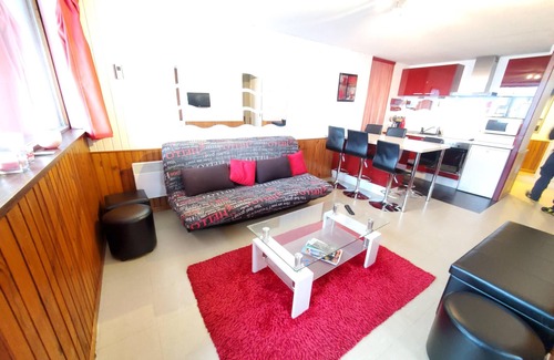 Besse-et-Saint-Anastaise Apartment | Appartement au pied des pistes 182TB