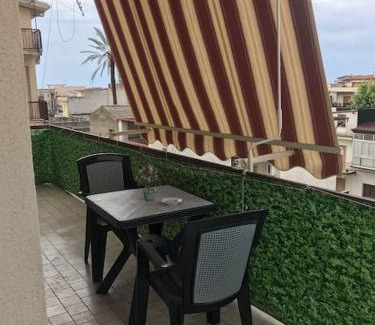 Bianco Apartment | Appartamento a Bianco centro