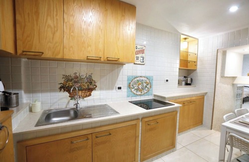 Arenella Apartment | Appartamento Napoli Vomero Suarez 12