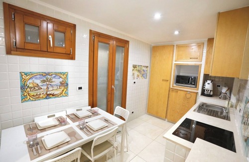 Arenella Apartment | Appartamento Napoli Vomero Suarez 12