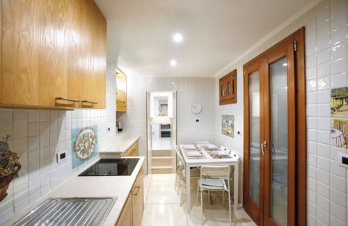 Arenella Apartment | Appartamento Napoli Vomero Suarez 12