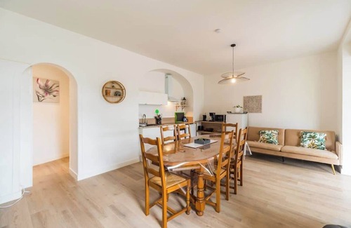 Guingamp Apartment | Appartement avec veranda et 3 chambres, Guingamp