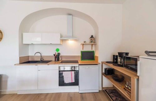 Guingamp Apartment | Appartement avec veranda et 3 chambres, Guingamp