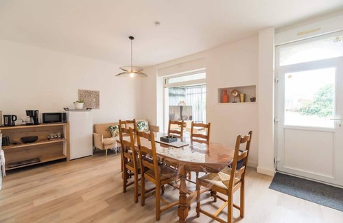 Guingamp Apartment | Appartement avec veranda et 3 chambres, Guingamp