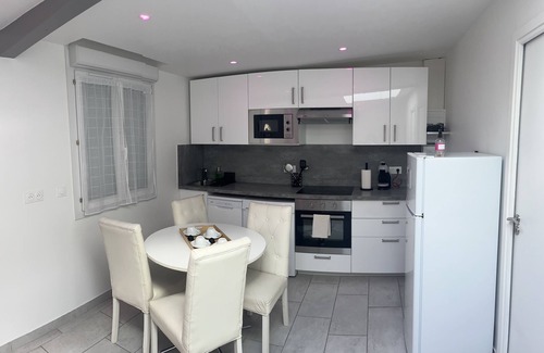 Pontault-Combault Apartment | Appartement De Charme à 25 Minutes de Paris - F3