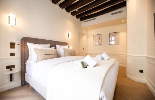 Quartier de la Place-Vendome Apartment | Appartement de luxe d'une chambre près du Louvre II