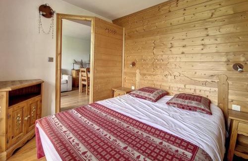 Les Menuires Apartment | Appartement ensoleillé, 2 pièces cabine, balcon sud, pour 6 pers., centre station, près des pistes - FR-1-344-1178