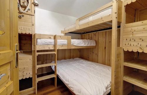Les Menuires Apartment | Appartement ensoleillé, 2 pièces cabine, balcon sud, pour 6 pers., centre station, près des pistes - FR-1-344-1178