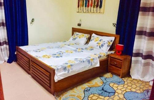 Littoral Department Apartment | Appartement meublé de 4 chambres