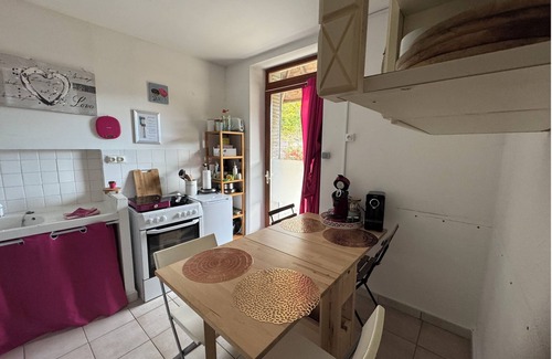 Izieu Apartment | Appartement on the Viarhôna 5 Minutes to Walibi