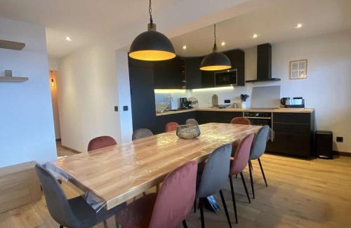 Jeux Apartment | Appartement spacieux 5 pièces pour 10 pers à L'Alpe d'Huez, proche pistes et commerces - FR-1-405-347