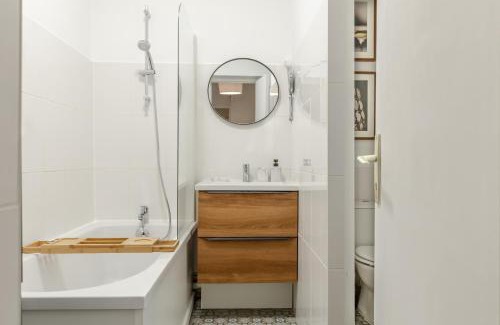 Coutures Apartment | Appartement spacieux avec cour parfait pour famille et amis