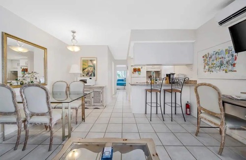 Pompano Beach Apartment | Apt#2 BEACH-CHARMING Lodging SUNNY PLACE:BBQ/Patio