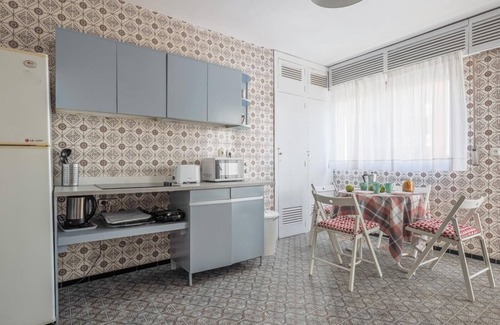 San Roque Apartment | Apt 3 rooms Historic Center Seville. 6px. A/C. WFI