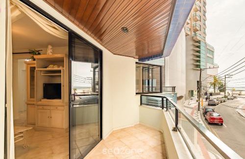 Barra Sul Apartment | Apt 3Q c/Churrasqueira a 80m da Praia ERV0101