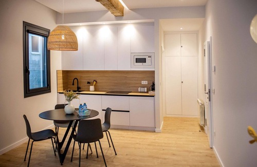 Cangas Apartment | Apt "A Esmorga" (Floor 1, Door 12)