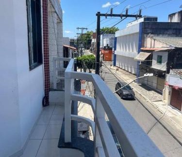 Serrinha Apartment | Apt com varanda no centro