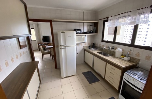 Vila Alzira Apartment | Apt in Guaruja, 3 min walk from Asturias beach