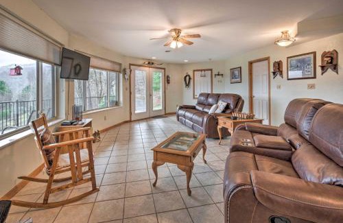 Burnsville Apartment | Apt in Pisgah Natl Forest! Fireplace and Mtn Views