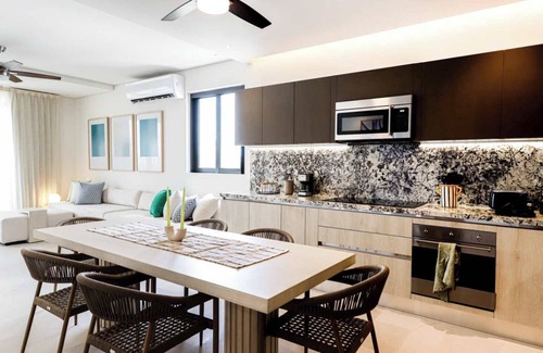 Puerto Morelos Apartment | Apt Jaribu: Ocean Views & Shared Pool