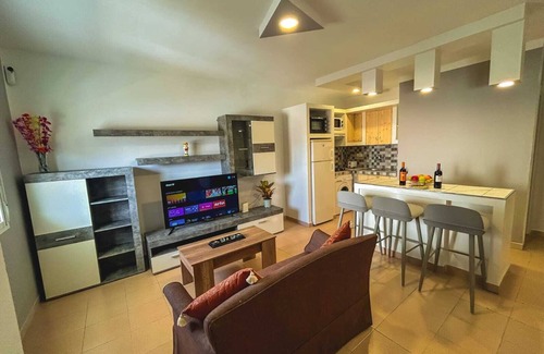 Valle de San Lorenzo Apartment | Apt La Promesa suitable for couples.