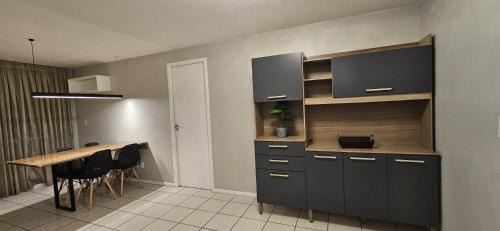 Praia de Iracema Apartment | Apto 2 Quartos com Suíte, Garagem, 300m da Praia