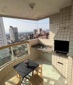Praia Grande Apartment | Apto com Ar condicionado e churrasqueira
