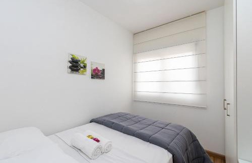 Agua Verde Apartment | Apto com Vaga e 2 Quartos no Agua Verde - MAG0155