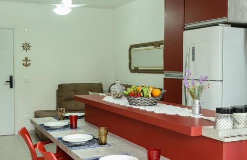 Pereque-Acu Apartment | Aptº TOP 2 Quartos com Varanda, 400 m da Praia, em Condomínio com Piscinas, Sala, Smart TV, Sofá Cama, com 2 Banheiros, Cozinha Planejada Completa, Wi-Fi 200 mbps, Ares-condicionados, Churrasqueira, Máquina de Lavar e Tanque, Estacionamento, Portaria 24 h