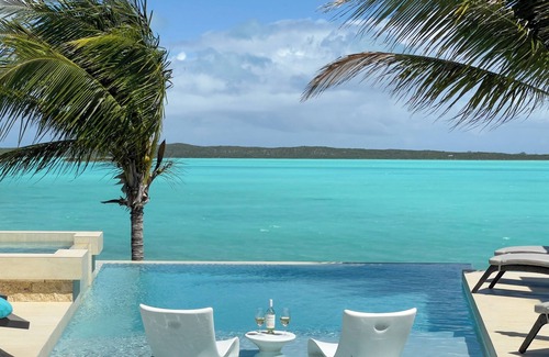 Ocean Point Villa | Aqua Serenity , 4 Bedroom , 5 Bathroom Beachfront Luxury Villa