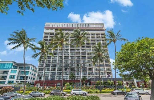 North Ward Apartment | Aquarius on the Strand - Oceanfront Unit