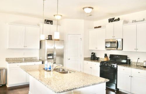 Paw Creek House | Arbor Creek Retreat