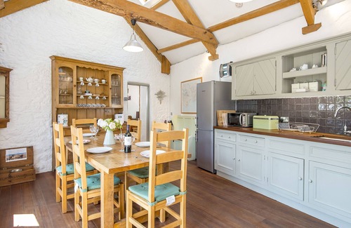 Stackpole Cottage | Arch Barn, Holiday Cottage St Twynnells, Nr Bosherston | Stackpole, Sleeps 6, 3 bedrooms, bathrooms