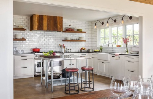 Forestville House | Architect Designed Wine Country View Home - Pool and Spa - Published in Magazine