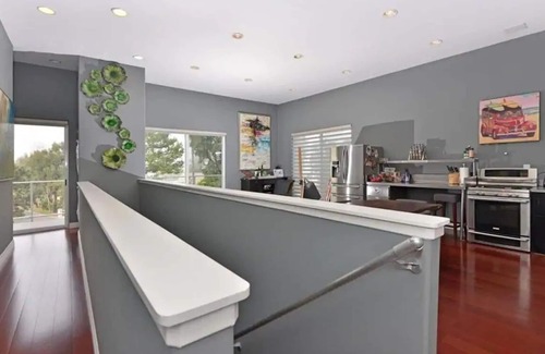 La Jolla Farms Apartment | Architectural Gem La Jolla Oceanview surf and golf