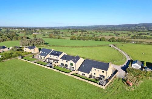 Blackburn House | Archstone House