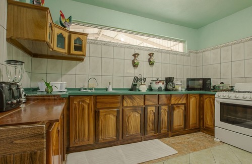 La Fortuna Villa | Arenal Family Home - Families & Friends Getaway