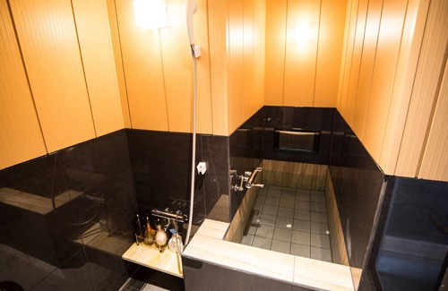 Kita Ward House | Arima Onsen Motoyu Ryuusenkaku