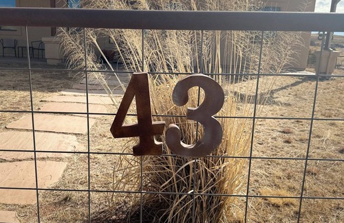 Sonoita House | Arizona wine country getaway - spacious 3 bedroom - 2.5 bath home near wineries