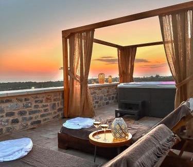 Omales Hotel | Armantanis Luxury Suites