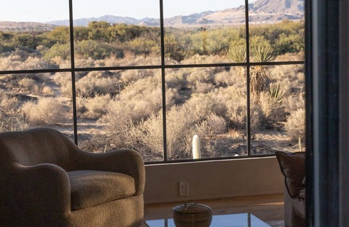 Twentynine Palms House | Arro Dunes - Rustic Cabin in the Desert - Wood burning hot tub - Cowboy pool