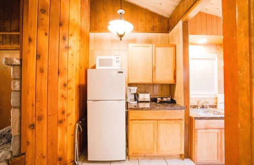 Lake Arrowhead Hotel | Arrowhead Tree Top Lodge